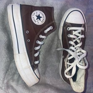 Brown platform converse size 7.5 in woman’s 5.5 in men’s
